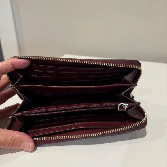 Kate Spade Margaux Continental Wallet – Burgundy Floral - Picture 3 of 3